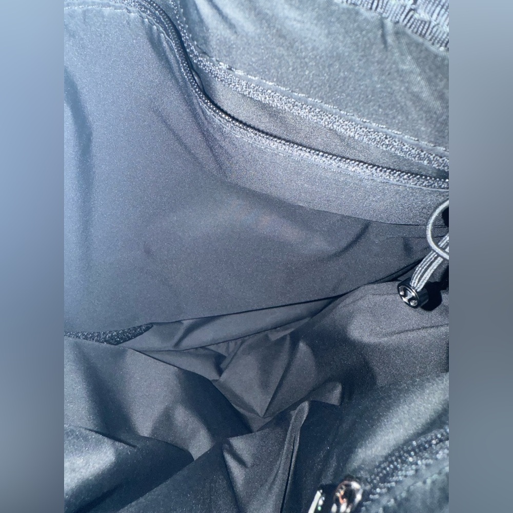 Lululemon Carry Onward Rucksack 12L - Picture 2 of 11